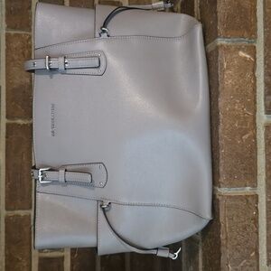 Michael Kors Voyager‎ East West Tote Gray
